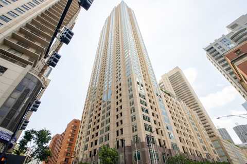33 W Ontario Street, Chicago, IL 60654