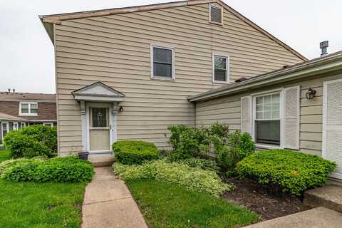 412 Farmingdale Circle, Vernon Hills, IL 60061