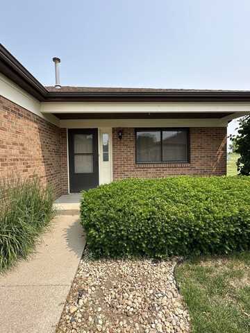2406 A Coventry Court, Sterling, IL 61081