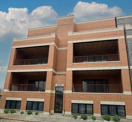 4347 N Richmond Avenue, Chicago, IL 60618