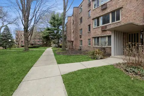 1910 W Hood Avenue, Chicago, IL 60660