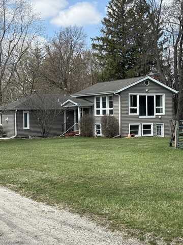 188 Old Sutton Road, Barrington, IL 60010
