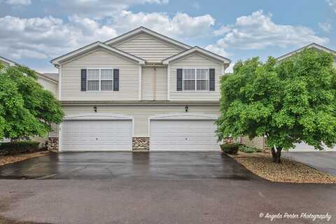 2704 Kendall Xing, Johnsburg, IL 60051