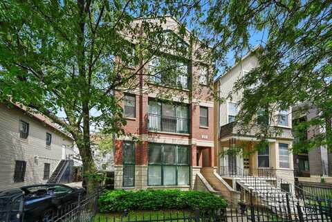 3353 N KENMORE Avenue, Chicago, IL 60657