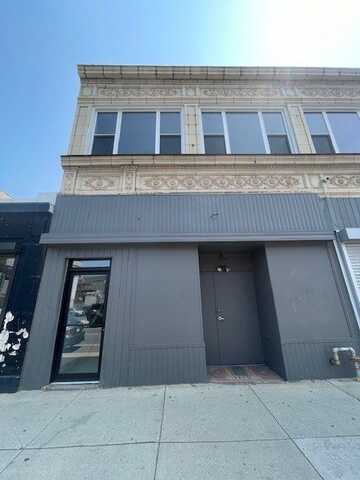 1719 W CHICAGO Avenue, Chicago, IL 60622