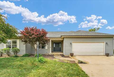 2302 Slade Lane, Mahomet, IL 61853