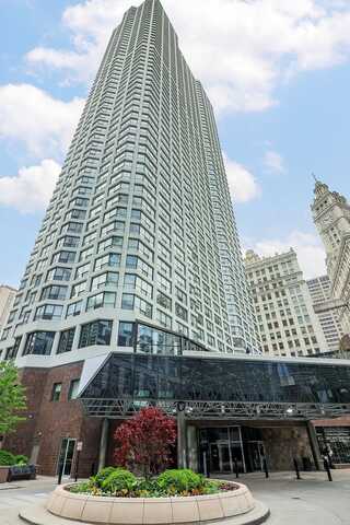 405 N Wabash Avenue, Chicago, IL 60611
