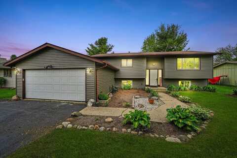 9619 Woods Lane, Hebron, IL 60034