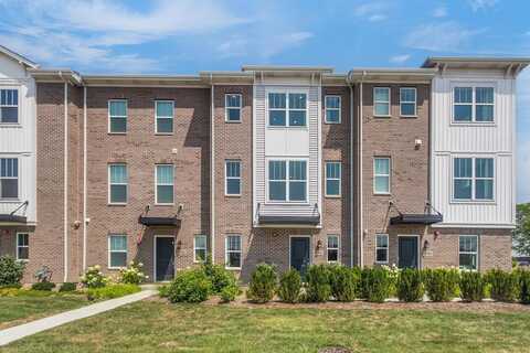 1058 E Oakton Street, Des Plaines, IL 60018