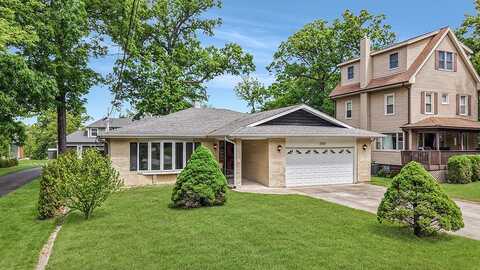 1310 Vinewood Avenue, Willow Springs, IL 60480