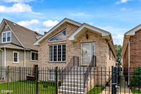 2931 N Rutherford Avenue, Chicago, IL 60634