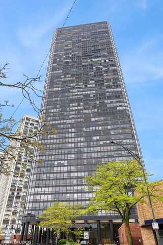 5415 N Sheridan Road, Chicago, IL 60640