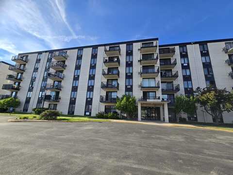 9098 W Terrace Drive, Niles, IL 60714