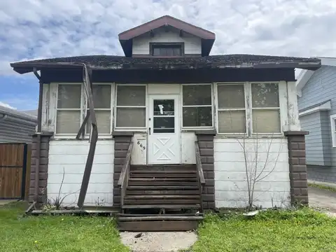 669 Douglas Avenue, Calumet City, IL 60409