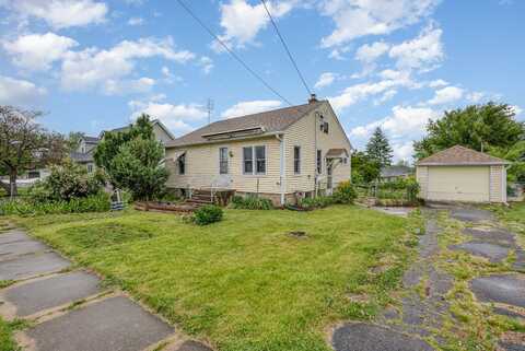 424 Robinson Street, Earlville, IL 60518