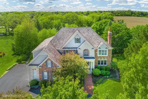 5605 Farmbrook Lane, Crystal Lake, IL 60014