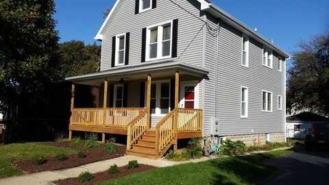35 N 11th Street, Saint Charles, IL 60174