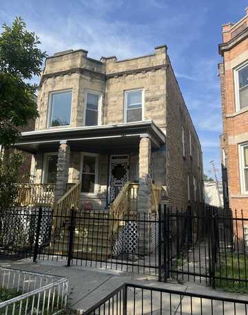 730 N Spaulding Avenue, Chicago, IL 60624