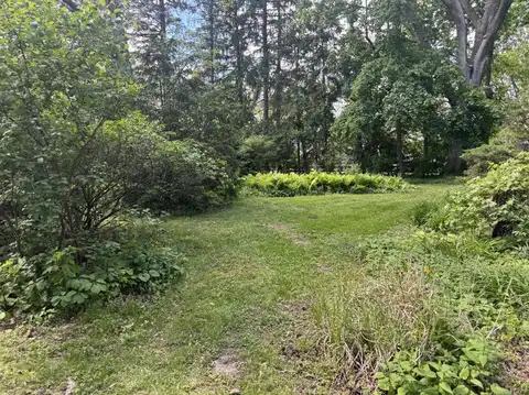 362 Western Avenue, Clarendon Hills, IL 60514