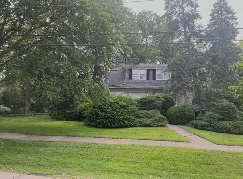 362 Western Avenue, Clarendon Hills, IL 60514