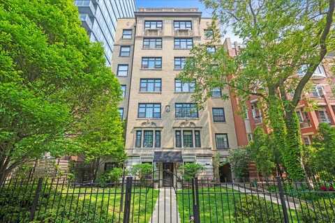 444 W Belmont Avenue, Chicago, IL 60657