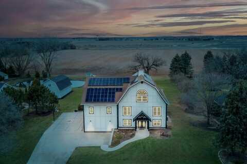 9439 Corneils Road, Bristol, IL 60512