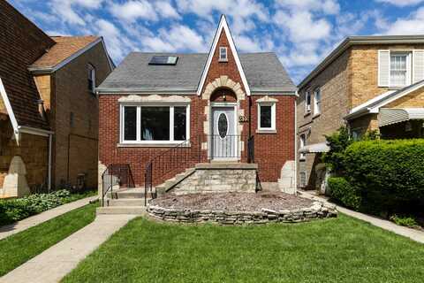 1622 Kenilworth Avenue, Berwyn, IL 60402