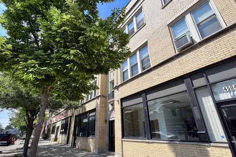 4500 W Fullerton Avenue, Chicago, IL 60639