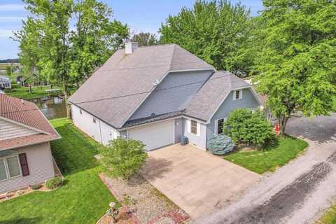 7 Prahls Drive, Neoga, IL 62447