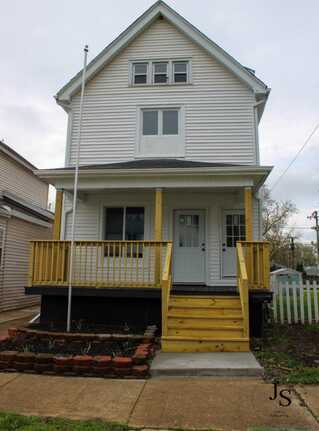 353 S 5th Avenue S, Kankakee, IL 60901