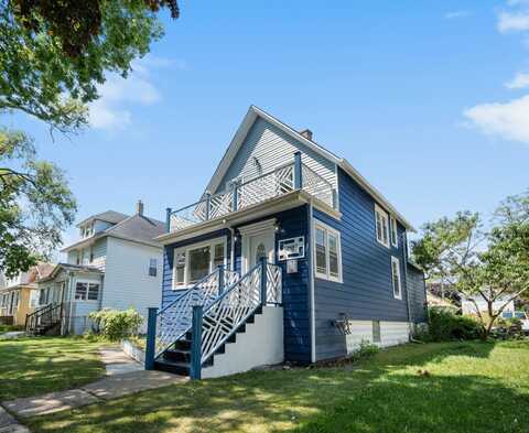 212 S 11 Avenue, Maywood, IL 60153