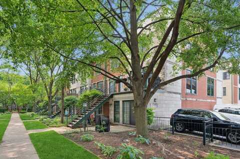 1812 S DEARBORN Street, Chicago, IL 60616