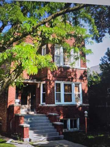 1107 N Leamington Avenue, Chicago, IL 60651