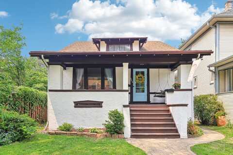 837 Wesley Avenue, Oak Park, IL 60304