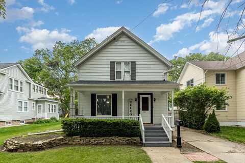 614 Oak Avenue, Aurora, IL 60506