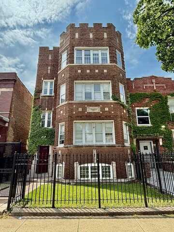 7804 S Burnham Avenue, Chicago, IL 60649