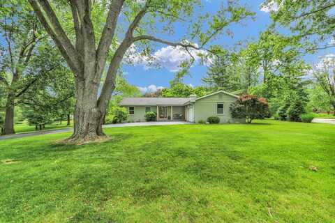 1104 Parkview Drive, Mahomet, IL 61853