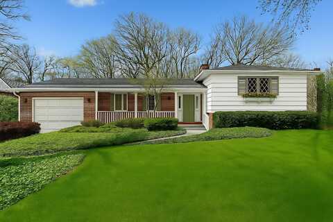 524 Forest Hill Road, Lake Forest, IL 60045