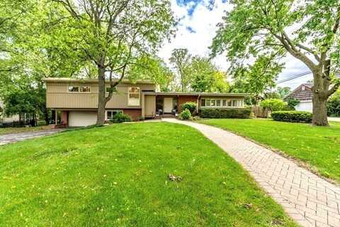 430 Briargate Terrace, Hinsdale, IL 60521