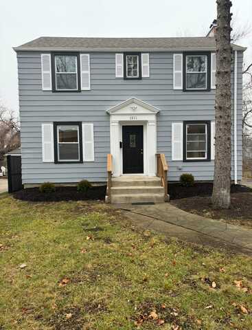 1511 S 9th Avenue, Maywood, IL 60153