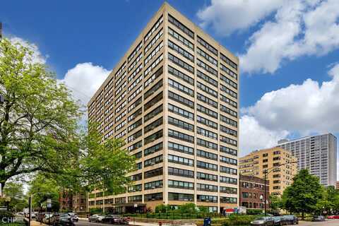 4180 N Marine Drive, Chicago, IL 60613