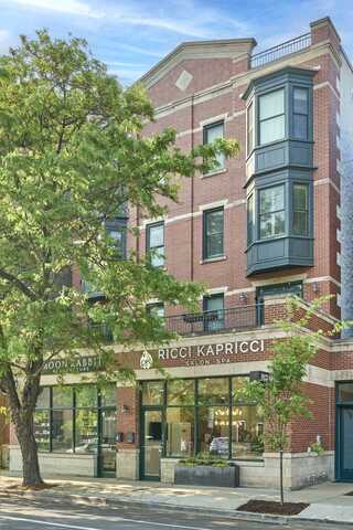 1020 W Armitage Avenue, Chicago, IL 60614