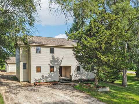 4204 East Drive, Wonder Lake, IL 60097