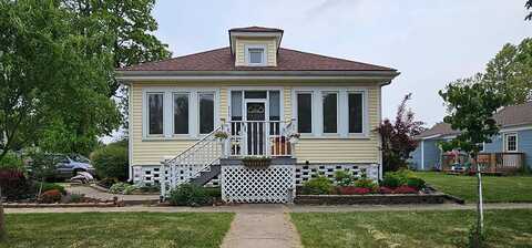 515 E Main Street, Amboy, IL 61310