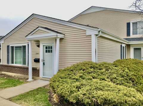1547 Quaker Lane, Prospect Heights, IL 60070