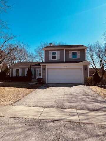 27w125 CHESTNUT Lane, Winfield, IL 60190