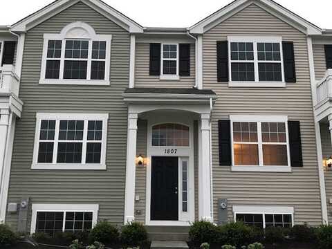 1807 Spinnaker Street, Pingree Grove, IL 60140