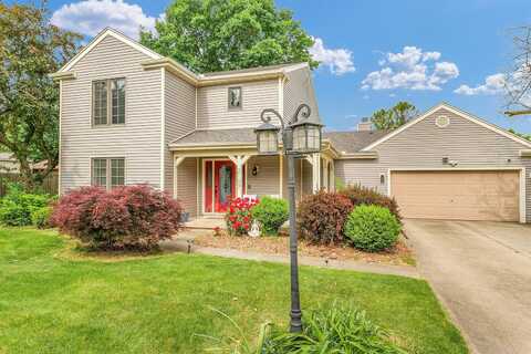 2107 Woodland Glen Lane, Champaign, IL 61822