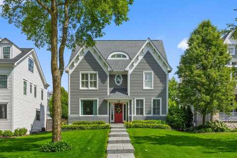 735 W 8th Street, Hinsdale, IL 60521
