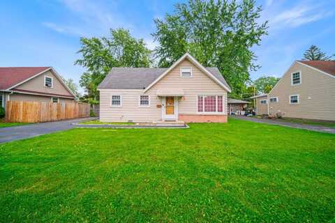 821 N ROY Avenue, Melrose Park, IL 60164